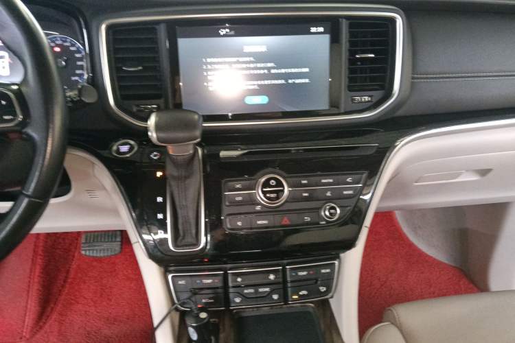Used GAC Trumpchi M8 2018 320T Luxury Edition Audio And AC Panel