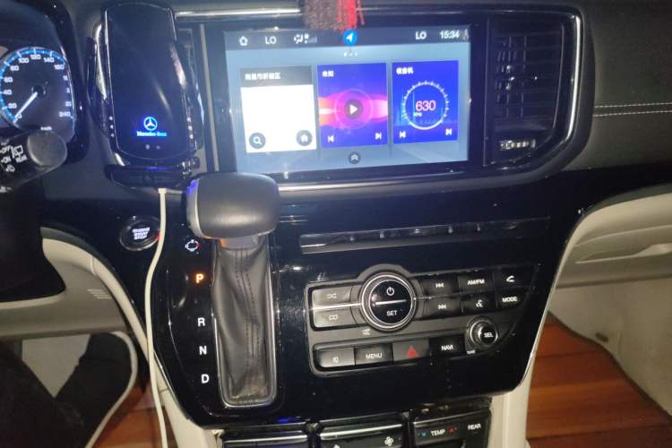 Used GAC Trumpchi M8 2018 320T Luxury Edition Audio And AC Panel