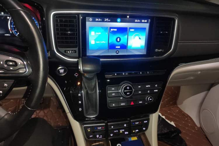Used GAC Trumpchi M8 2018 320T Luxury Edition Audio And AC Panel