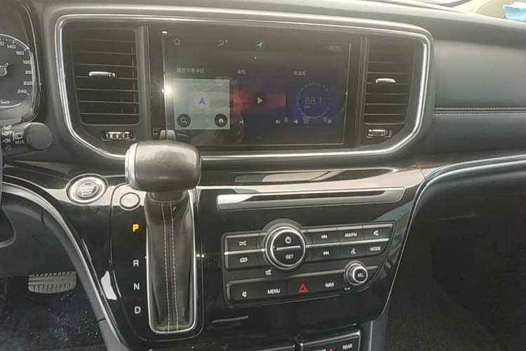 Used GAC Trumpchi M8 2018 320T Luxury Edition Audio And AC Panel