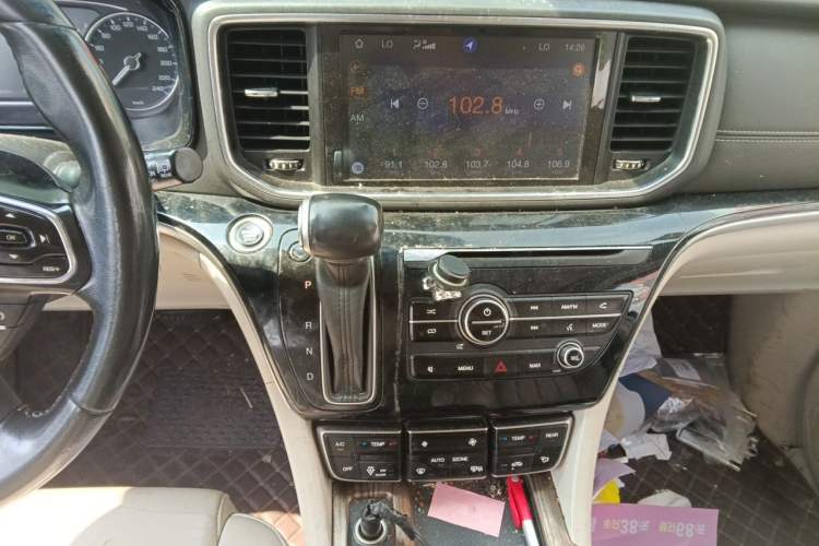 Used GAC Trumpchi M8 2018 320T Luxury Edition Audio And AC Panel