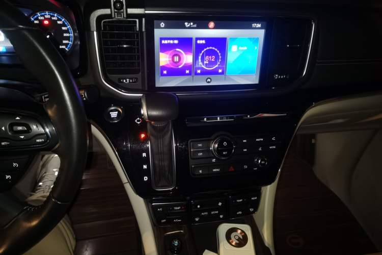 Used GAC Trumpchi M8 2018 320T Luxury Edition Audio And AC Panel