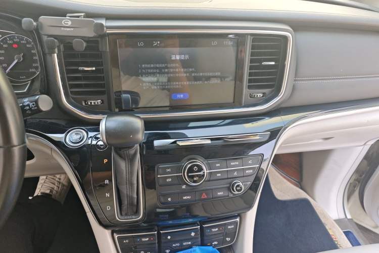 Used GAC Trumpchi M8 2018 320T Luxury Edition Audio And AC Panel