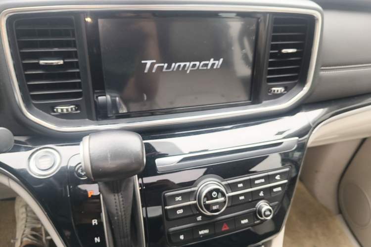 Used GAC Trumpchi M8 2018 320T Luxury Edition Audio And AC Panel