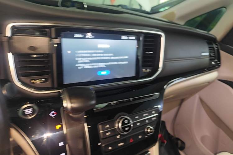 Used GAC Trumpchi M8 2018 320T Luxury Edition Audio And AC Panel