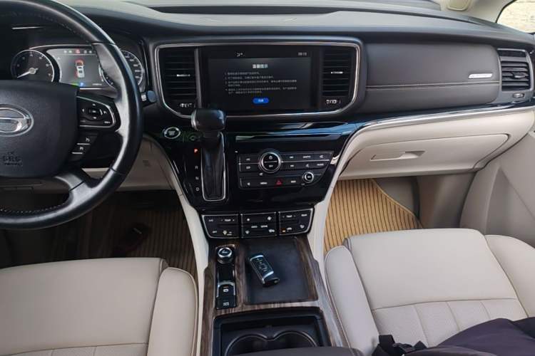 Used GAC Trumpchi M8 2018 320T Luxury Edition Audio And AC Panel