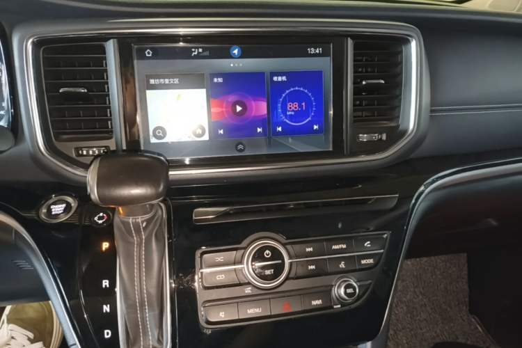 Used GAC Trumpchi M8 2018 320T Luxury Edition Audio And AC Panel