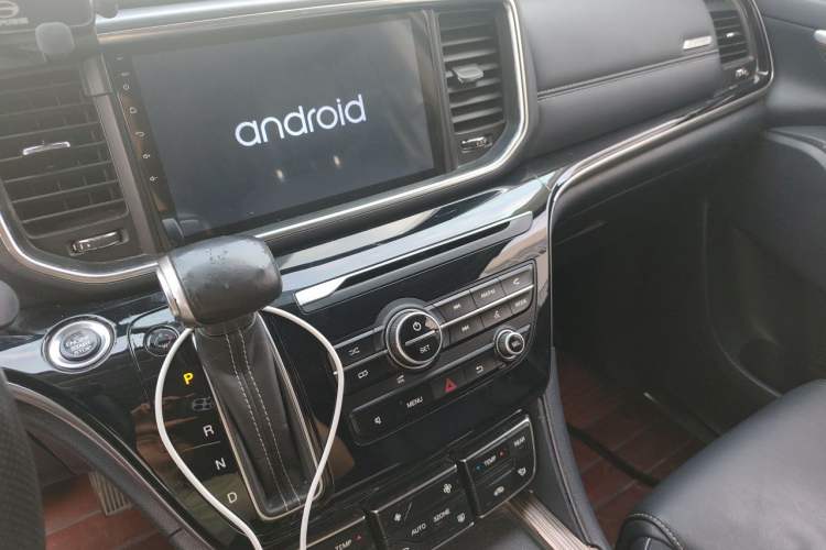 Used GAC Trumpchi M8 2018 320T Luxury Edition Audio And AC Panel