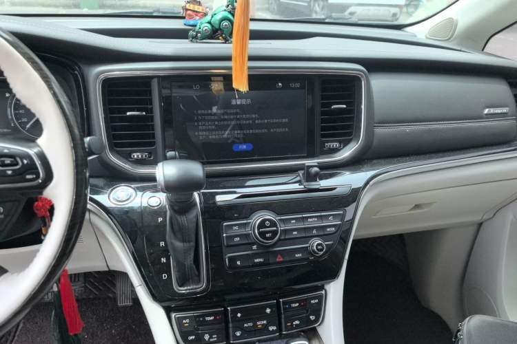Used GAC Trumpchi M8 2018 320T Luxury Edition Audio And AC Panel