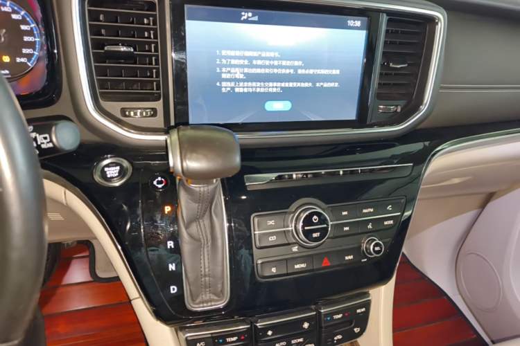 Used GAC Trumpchi M8 2018 320T Luxury Edition Audio And AC Panel