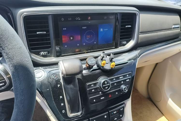 Used GAC Trumpchi M8 2018 320T Luxury Edition Audio And AC Panel