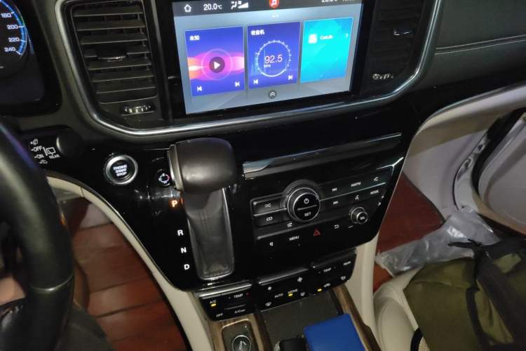 Used GAC Trumpchi M8 2018 320T Luxury Edition Audio And AC Panel