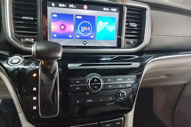 Used GAC Trumpchi M8 2018 320T Luxury Edition Audio And AC Panel