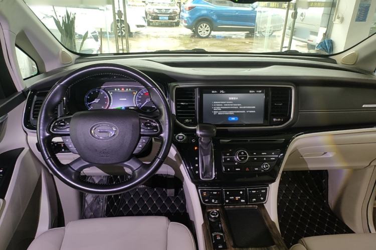 Used GAC Trumpchi M8 2018 320T Luxury Edition Center Console