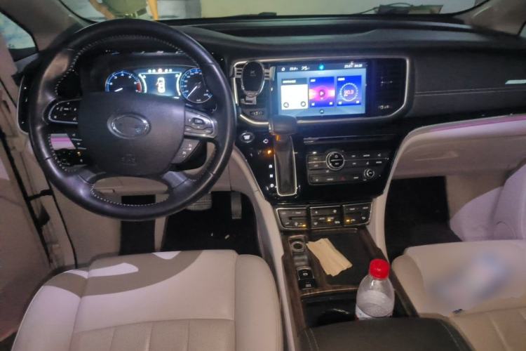 Used GAC Trumpchi M8 2018 320T Luxury Edition Center Console