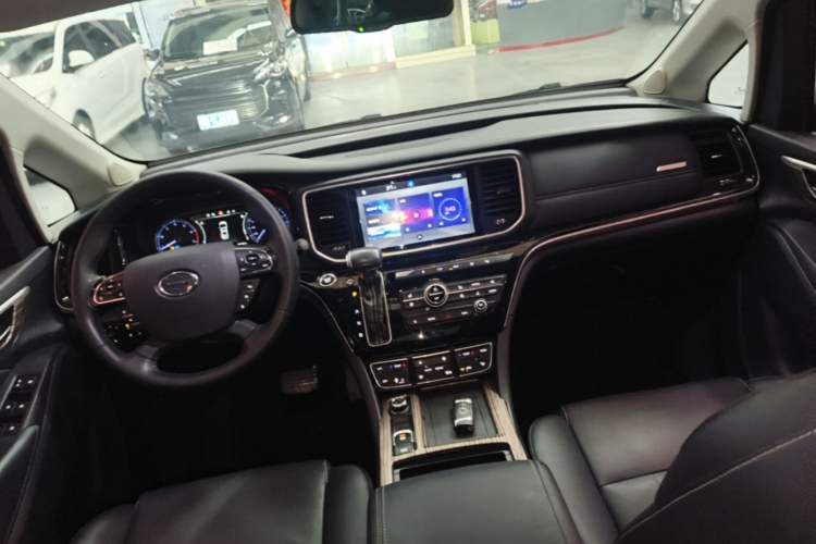 Used GAC Trumpchi M8 2018 320T Flagship Edition Center Console