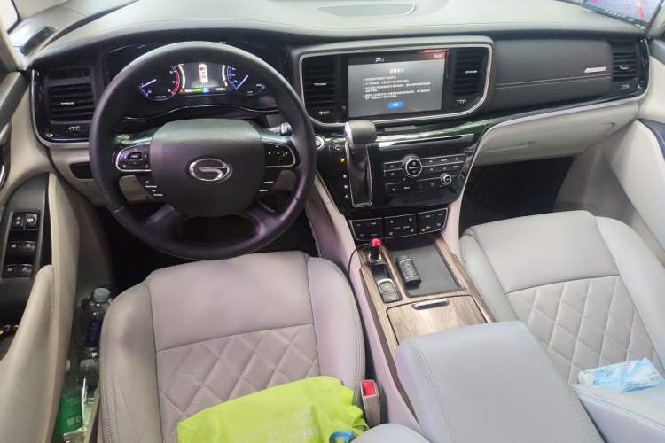 Used GAC Trumpchi M8 2018 320T Luxury Edition Center Console