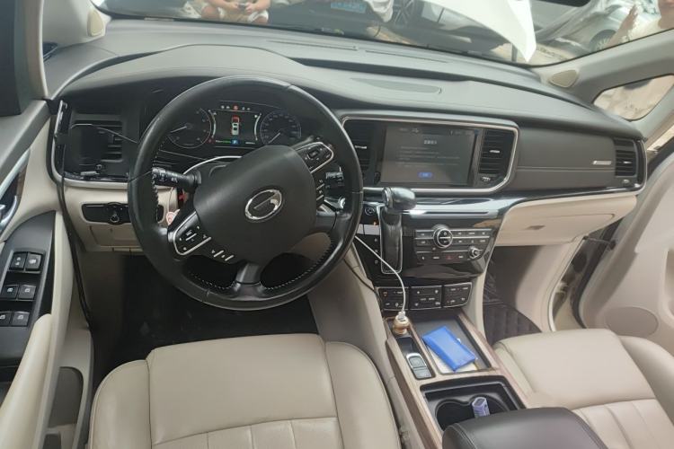 Used GAC Trumpchi M8 2018 320T Luxury Edition Center Console