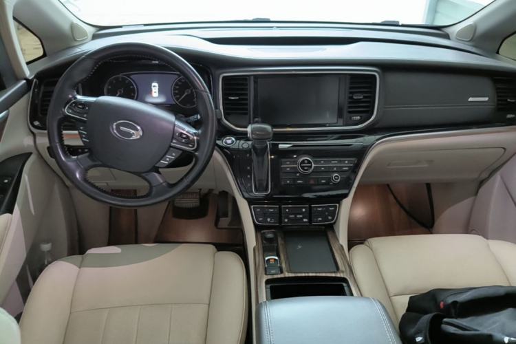 Used GAC Trumpchi M8 2018 320T Luxury Edition Center Console