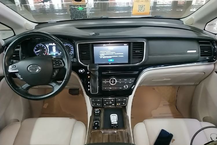 Used GAC Trumpchi M8 2018 320T Luxury Edition Center Console