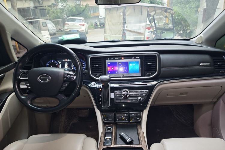Used GAC Trumpchi M8 2018 320T Luxury Edition Center Console