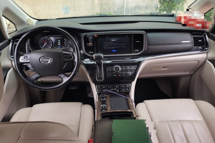 Used GAC Trumpchi M8 2018 320T Luxury Edition Center Console