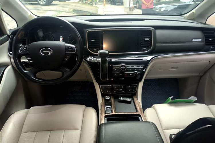 Used GAC Trumpchi M8 2018 320T Luxury Edition Center Console