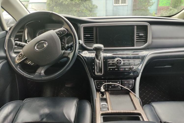 Used GAC Trumpchi M8 2018 320T Luxury Edition Center Console