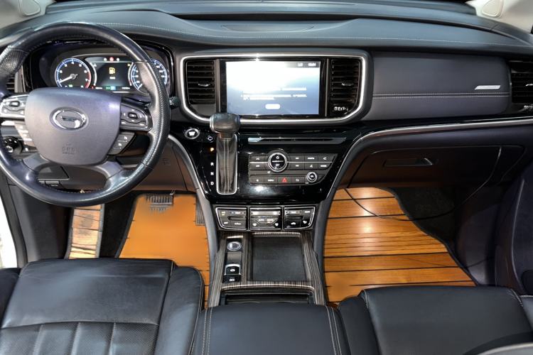 Used GAC Trumpchi M8 2018 320T Luxury Edition Center Console