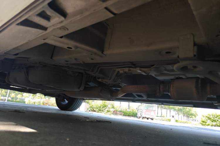 Used GAC Trumpchi M8 2018 320T Luxury Edition Chassis Front Right