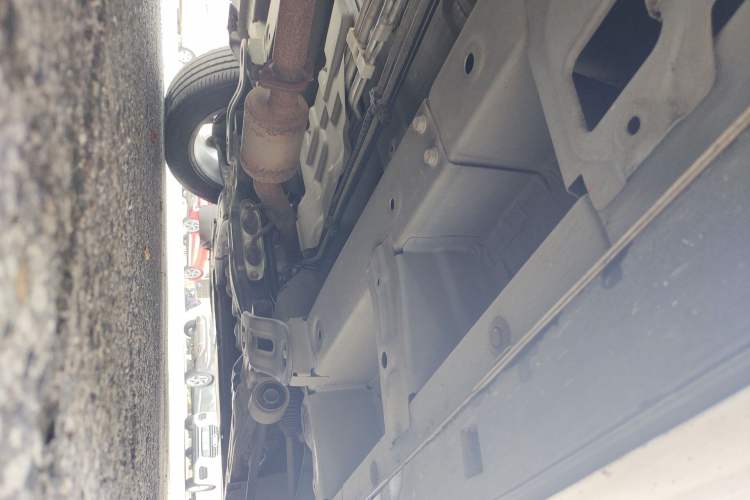 Used GAC Trumpchi M8 2018 320T Luxury Edition Chassis Front Right