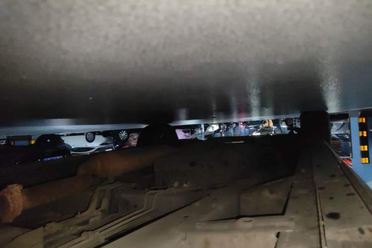Used GAC Trumpchi M8 2018 320T Luxury Edition Chassis Front Right