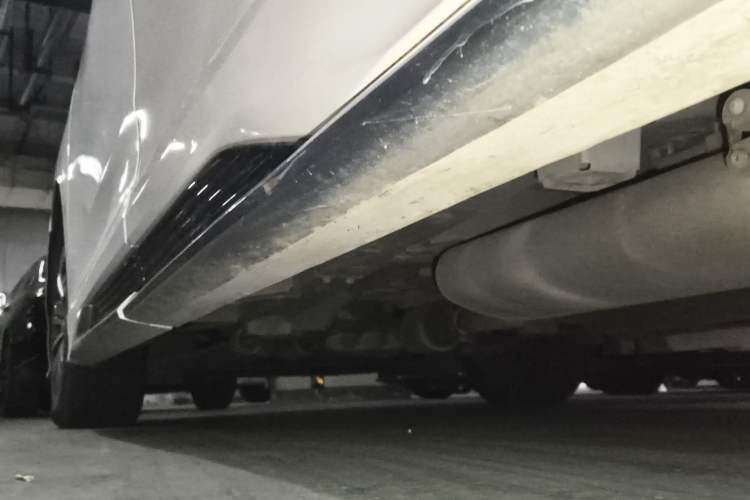 Used GAC Trumpchi M8 2018 320T Luxury Edition Chassis Rear Left