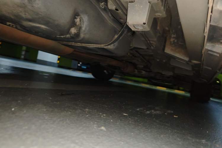 Used GAC Trumpchi M8 2018 320T Flagship Edition Chassis Rear Right