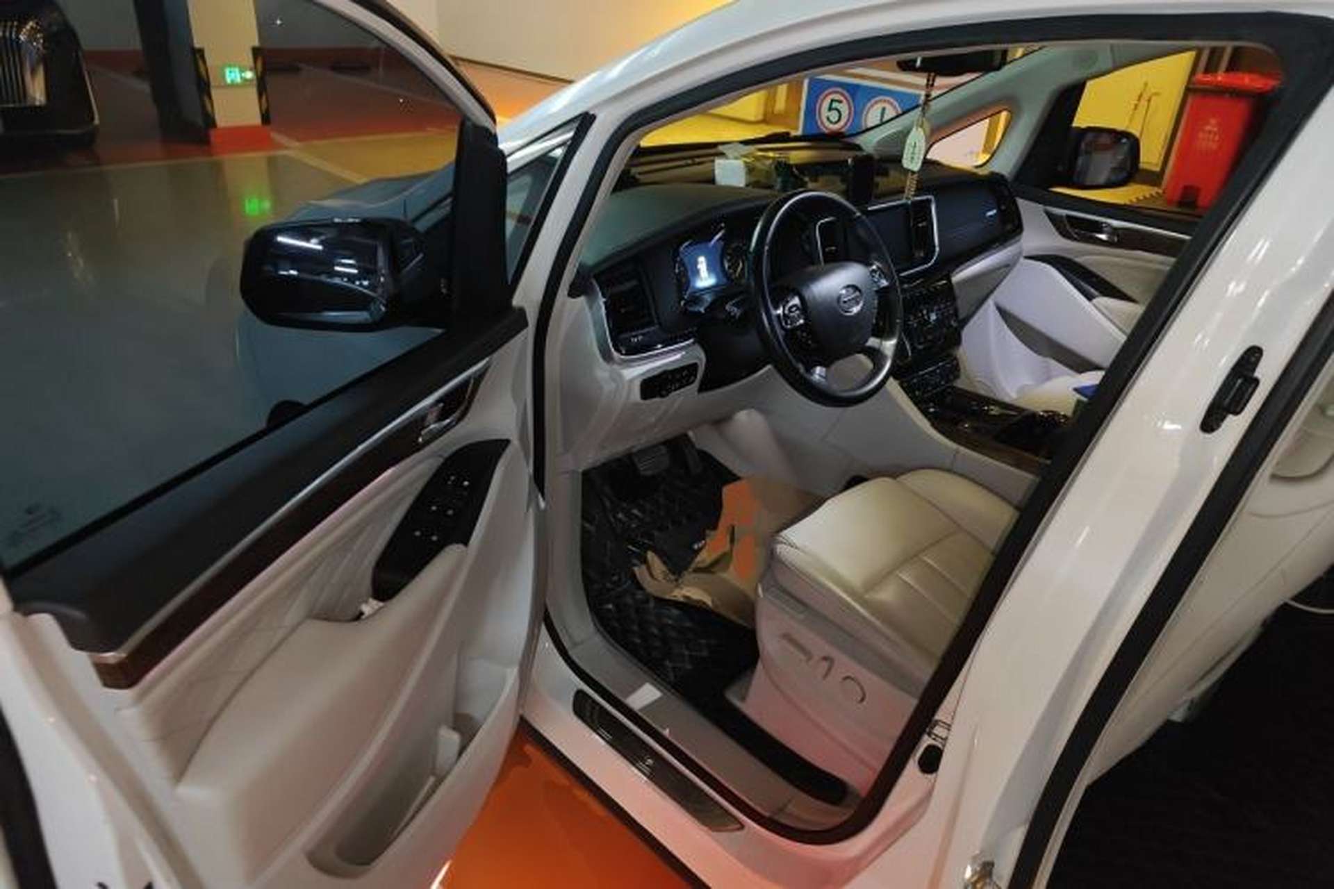 Used GAC Trumpchi M8 2018 320T Flagship Edition Driver Seat