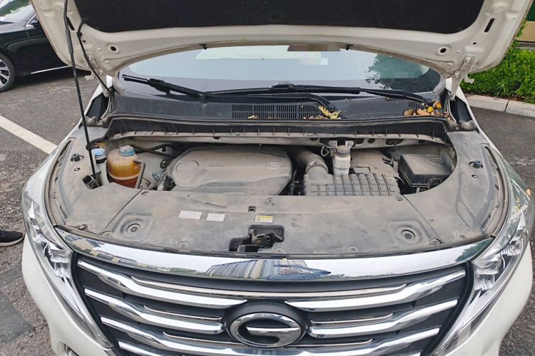 Used GAC Trumpchi M8 2018 320T Luxury Edition Engine Bay