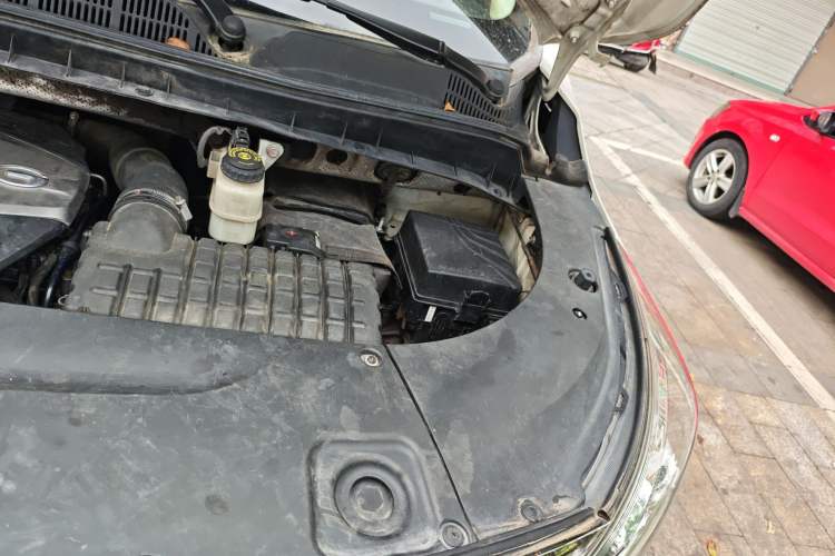 Used GAC Trumpchi M8 2018 320T Luxury Edition Engine Bay Left