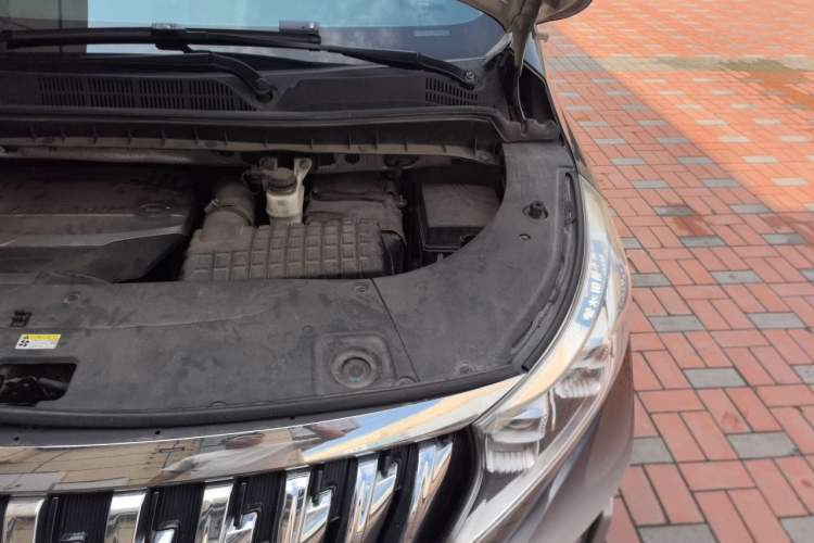 Used GAC Trumpchi M8 2018 320T Luxury Edition Engine Bay Left