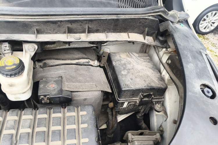 Used GAC Trumpchi M8 2018 320T Luxury Edition Engine Bay Left