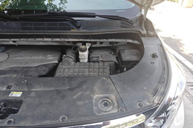 Used GAC Trumpchi M8 2018 320T Luxury Edition Engine Bay Left