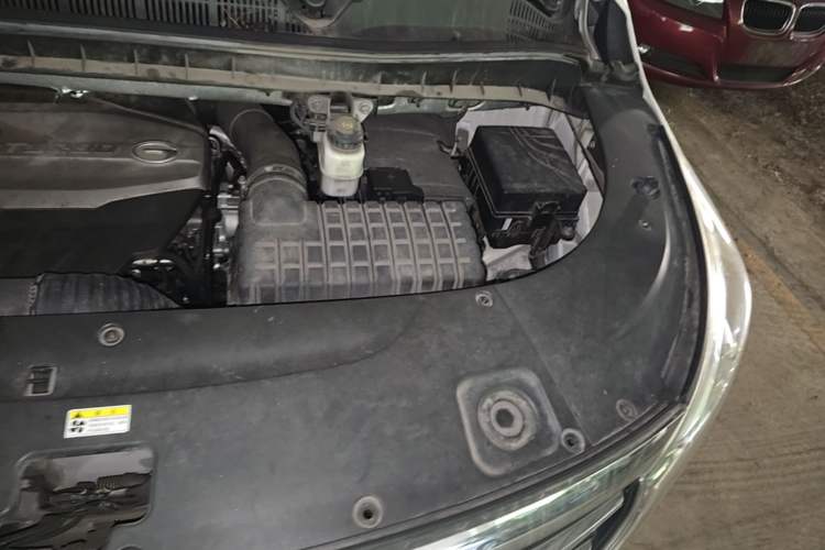 Used GAC Trumpchi M8 2018 320T Luxury Edition Engine Bay Left