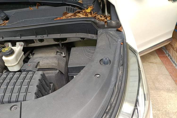 Used GAC Trumpchi M8 2018 320T Luxury Edition Engine Bay Left
