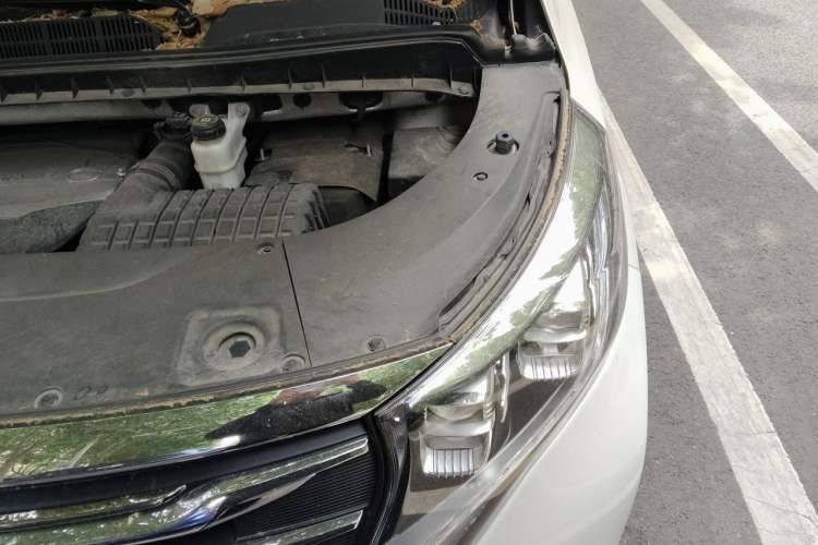 Used GAC Trumpchi M8 2018 320T Luxury Edition Engine Bay Left