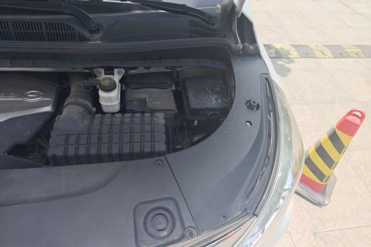 Used GAC Trumpchi M8 2018 320T Luxury Edition Engine Bay Left