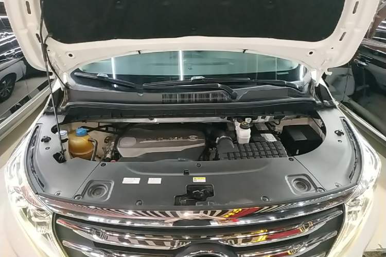 Used GAC Trumpchi M8 2018 320T Luxury Edition Engine Bay