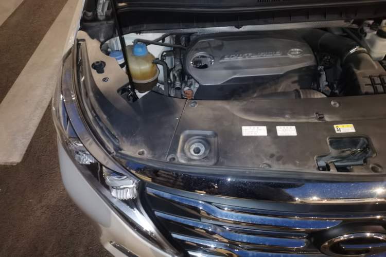 Used GAC Trumpchi M8 2018 320T Luxury Edition Engine Bay Right
