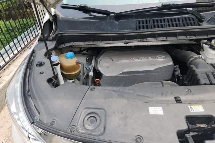 Used GAC Trumpchi M8 2018 320T Luxury Edition Engine Bay Right