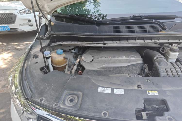 Used GAC Trumpchi M8 2018 320T Luxury Edition Engine Bay Right