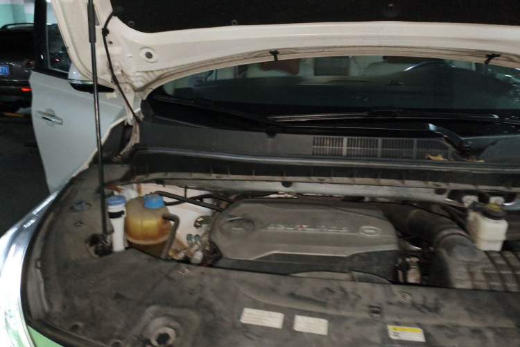 Used GAC Trumpchi M8 2018 320T Luxury Edition Engine Bay Right
