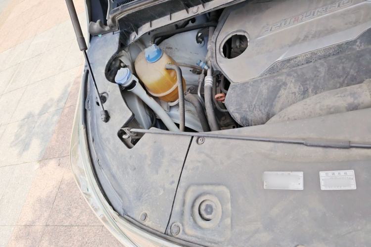 Used GAC Trumpchi M8 2018 320T Luxury Edition Engine Bay Right